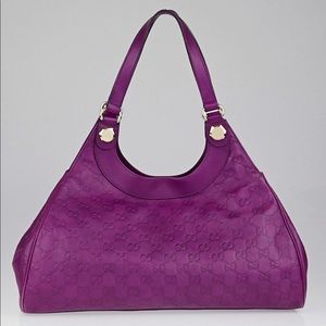 GUCCI
Authentic Guccissima Charmy Shoulder Leather Bag Embossed Logo print